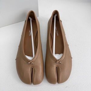 Maison Martin Margiela Brown Split-Toe Ballet Flats